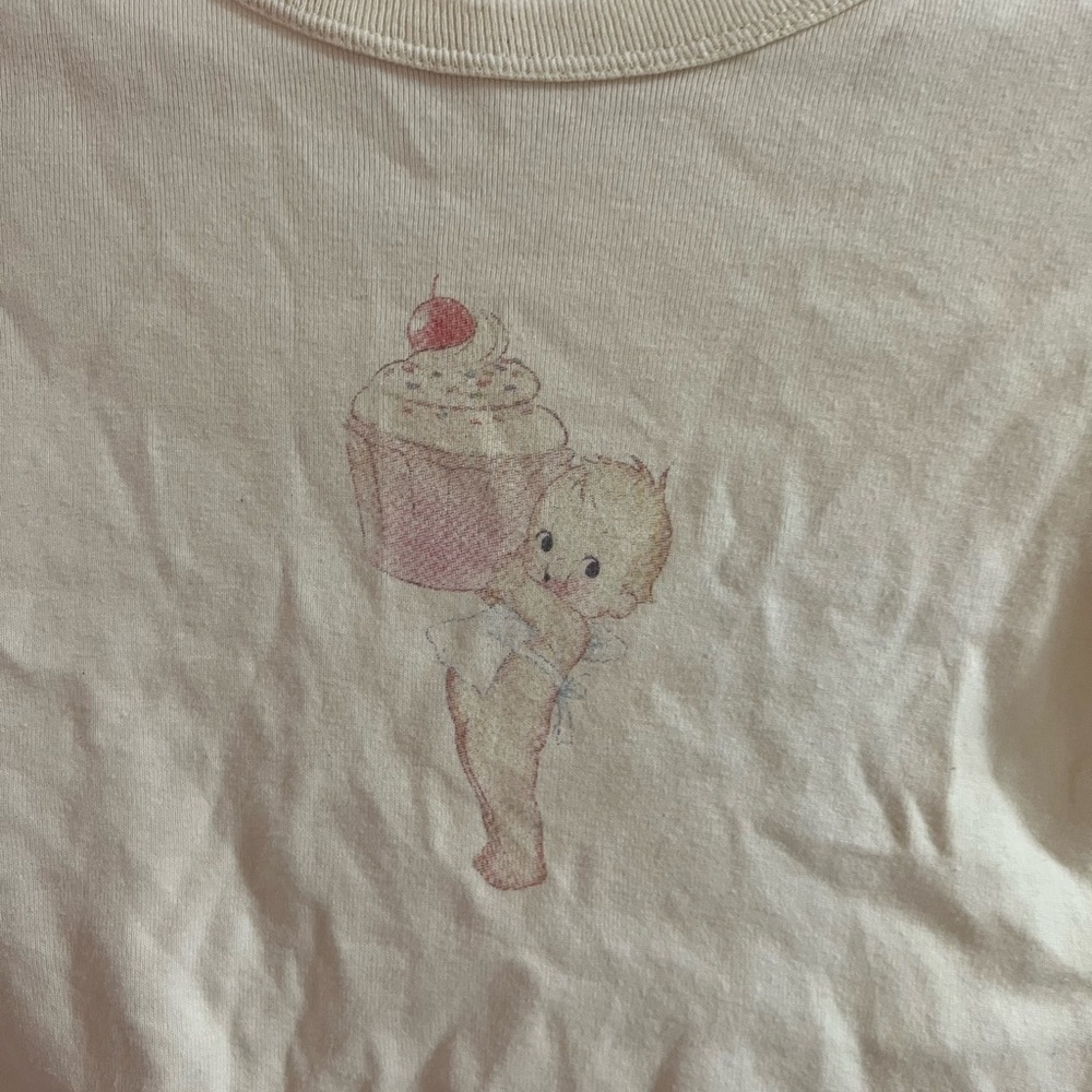 Brandy Melville cupcake top